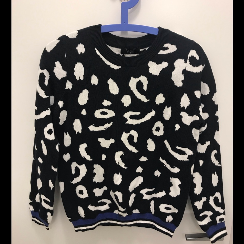 NWT Leopard pattern sweater S